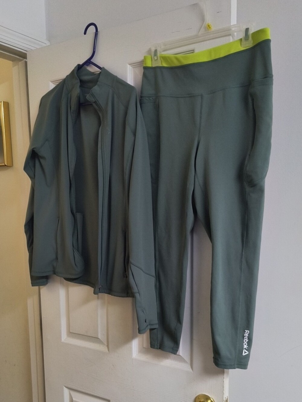 Reebok Women's Sage Green High-Rise Leggings with Jacket